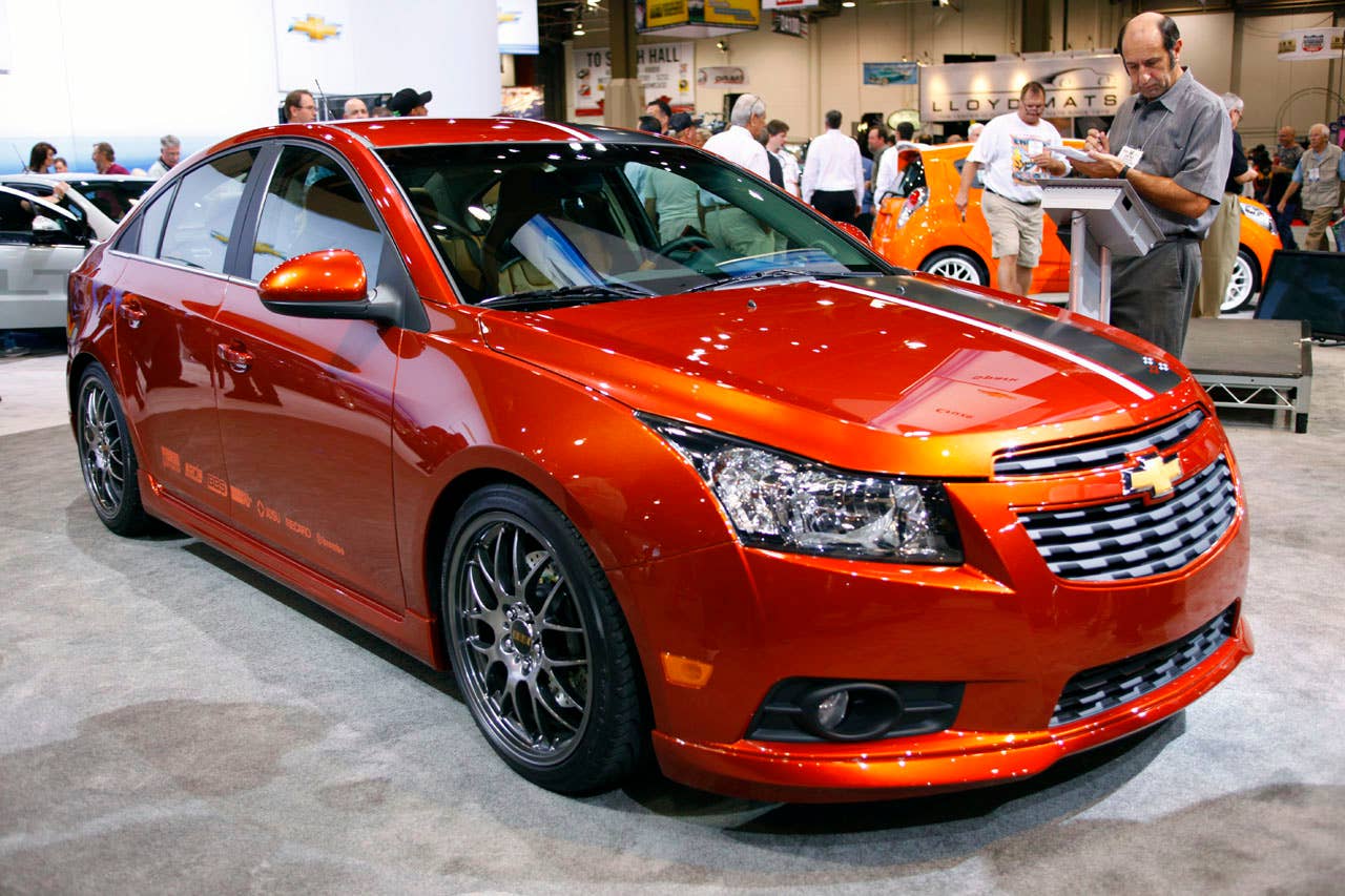 2011 Chevrolet Volt Z-Spec front 3/4