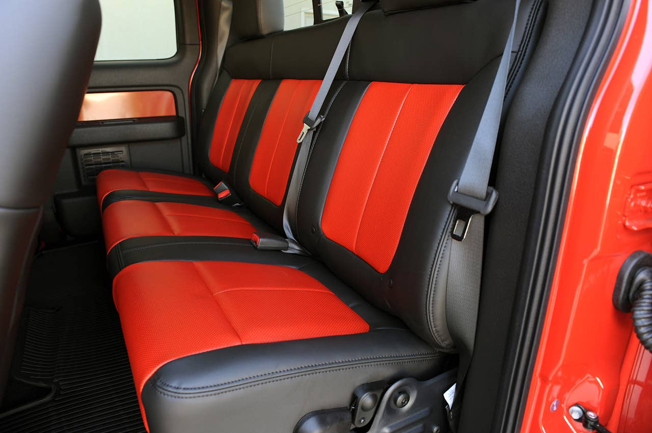 2010 Ford F-150 SVT Raptor 6.2 rear seats
