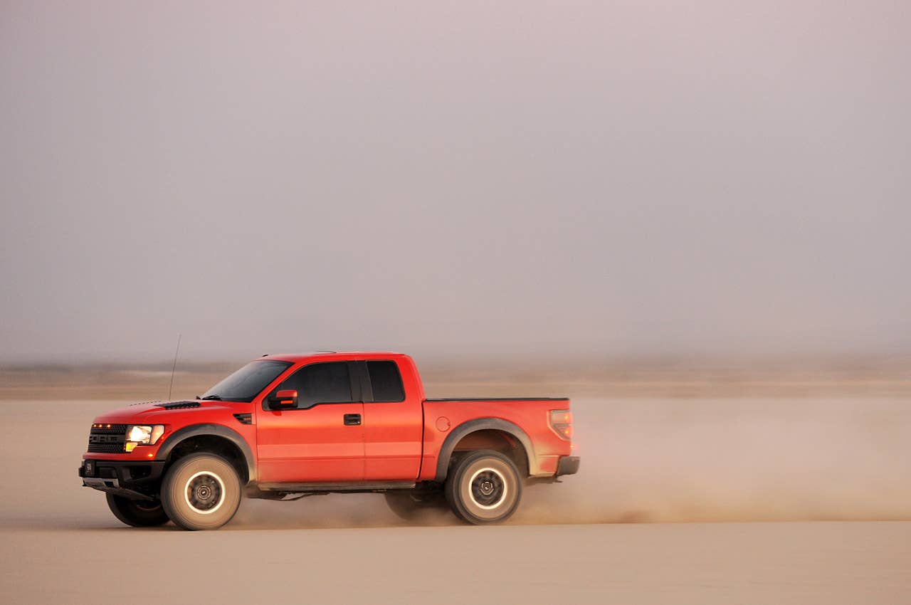 2010 Ford F-150 SVT Raptor 6.2 driving