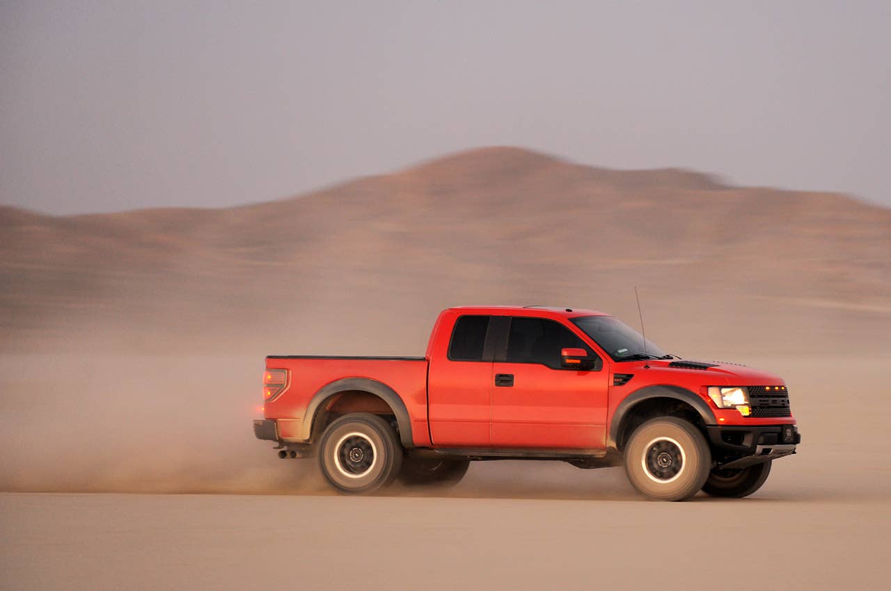 2010 Ford F-150 SVT Raptor 6.2 driving
