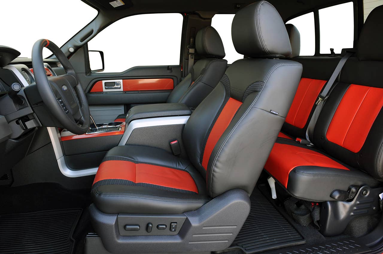 2010 Ford F-150 SVT Raptor 6.2 interior