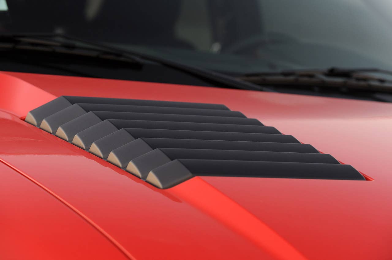 2010 Ford F-150 SVT Raptor 6.2 hood vent