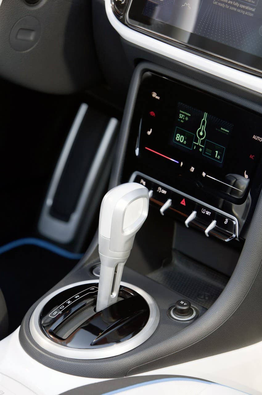 Volkswagen E-Bugster Concept shifter