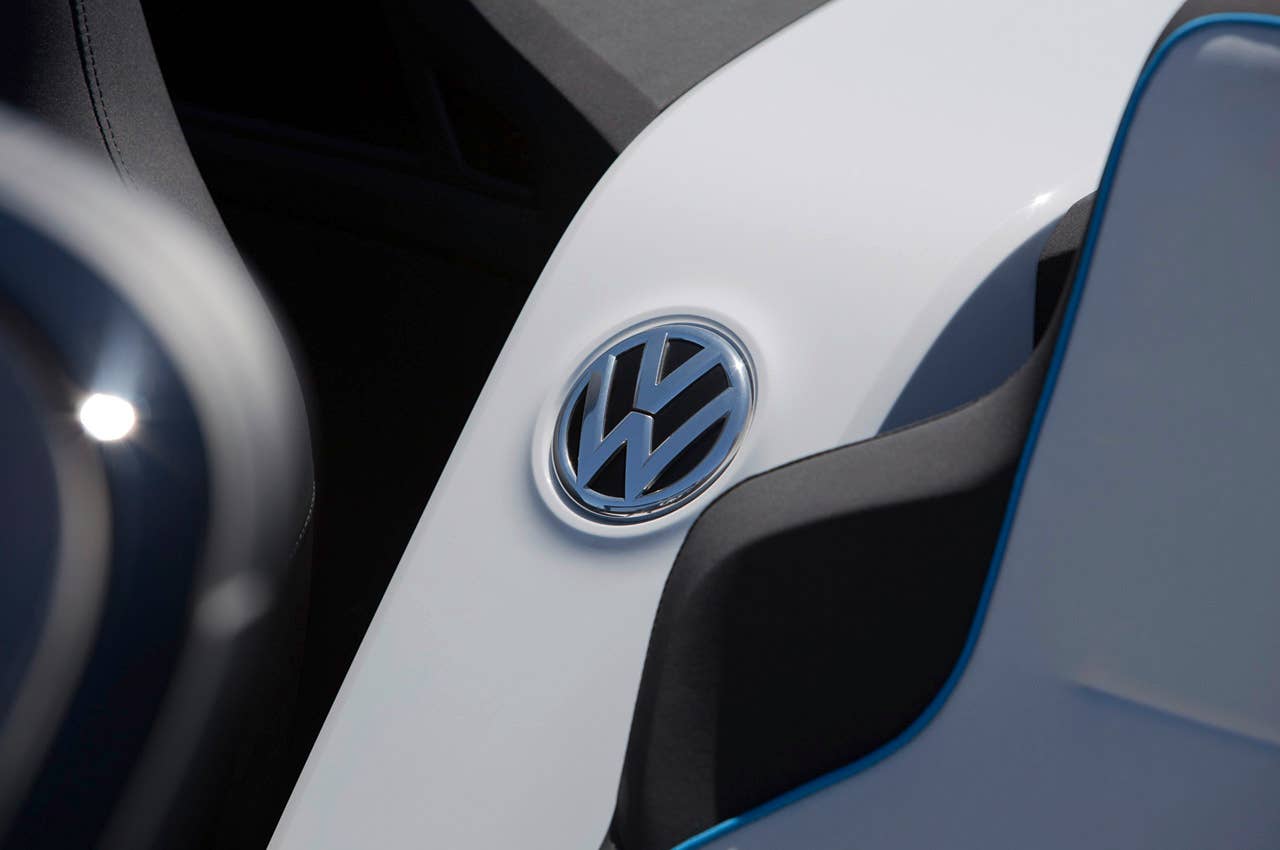 Volkswagen E-Bugster Concept logo