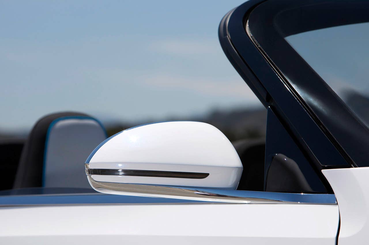 Volkswagen E-Bugster Concept side mirror