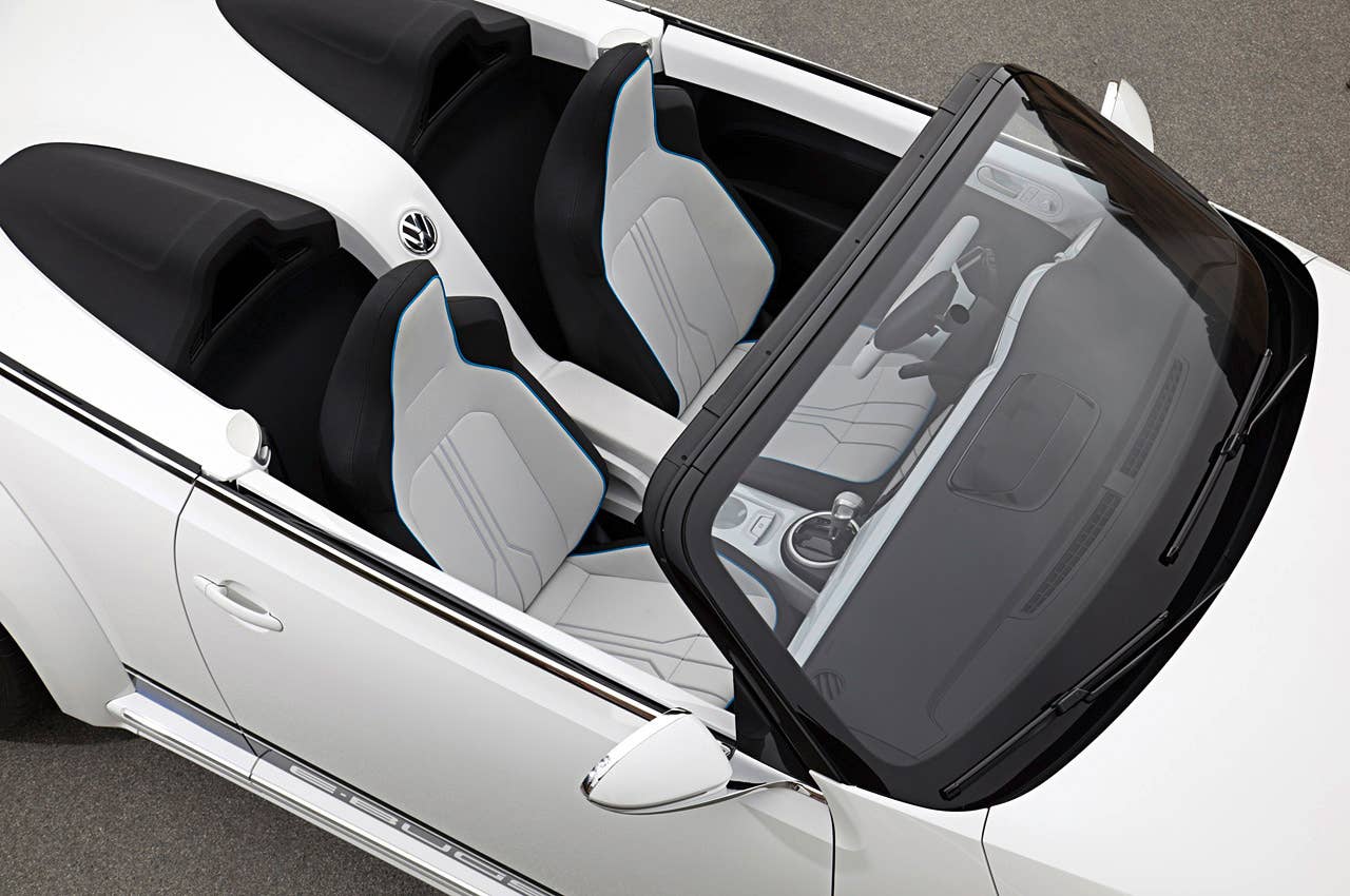 Volkswagen E-Bugster Concept interior