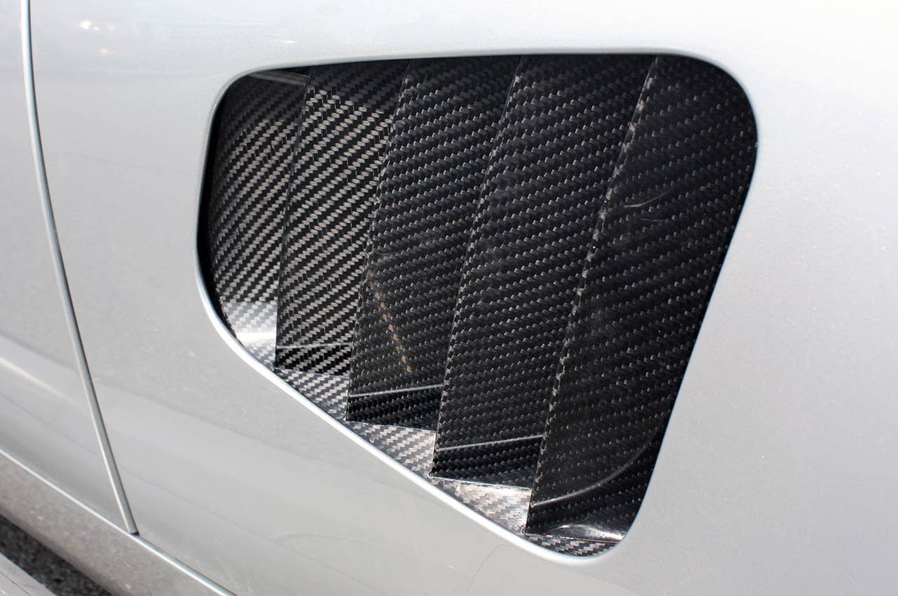 2012 Iconic AC Roadster side vent