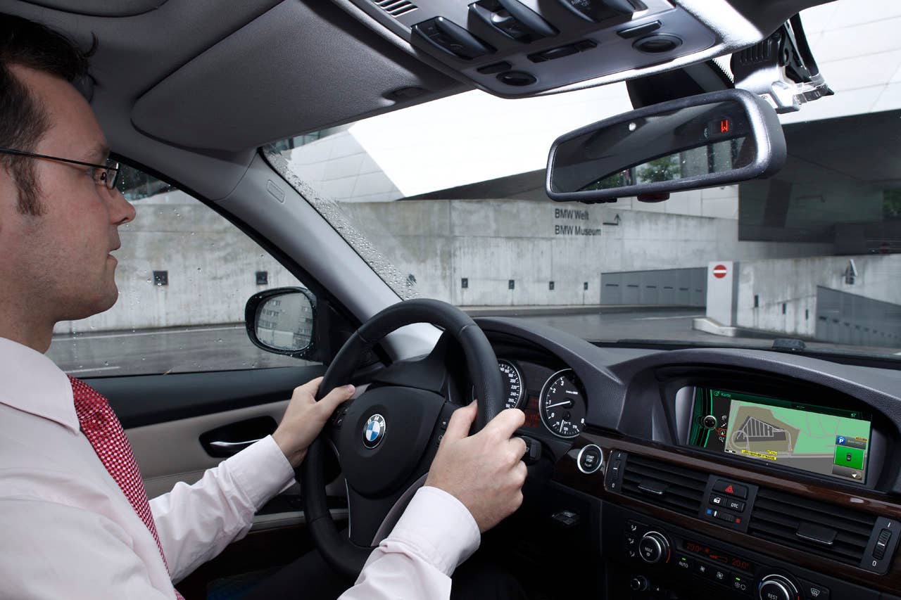 BMW research project microNavigation ? detailed cards description in complex destination venues (06/2010)
