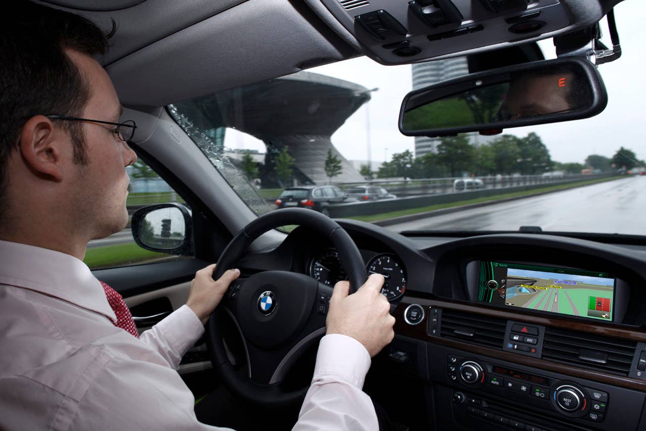 BMW research project microNavigation ? detailed cards description in complex destination venues (06/2010)