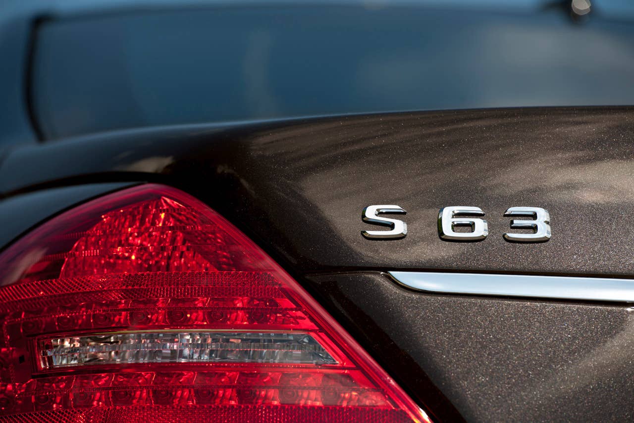 S 63 AMG (W221) 2010