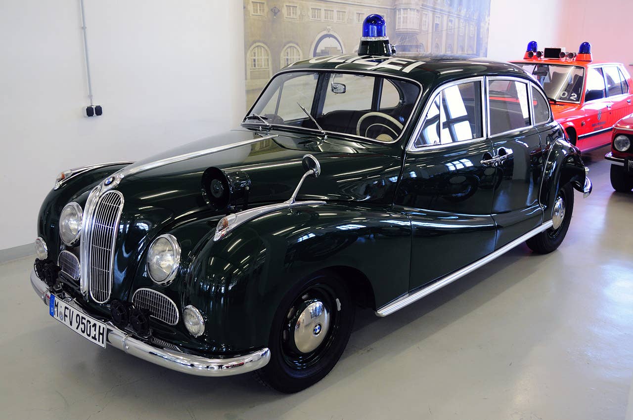 BMW 502