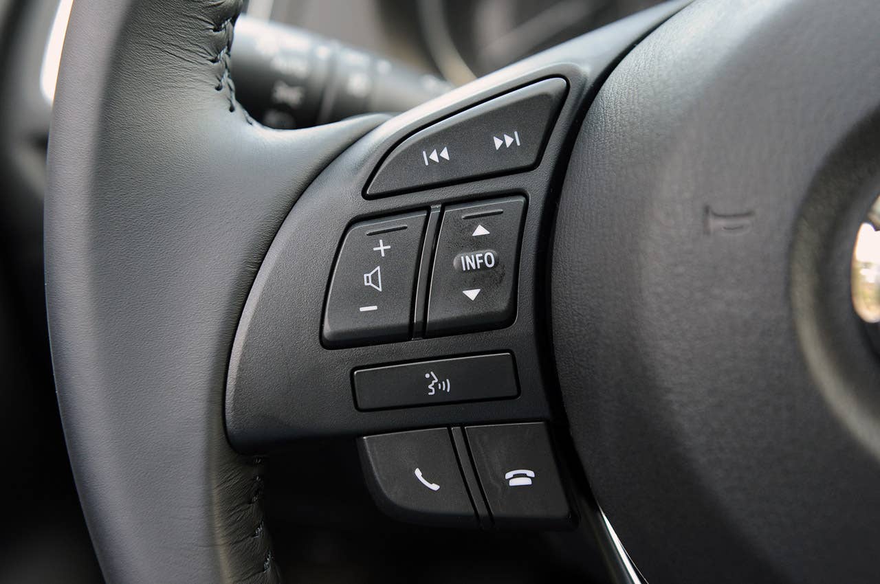 2014 Mazda6 steering wheel controls
