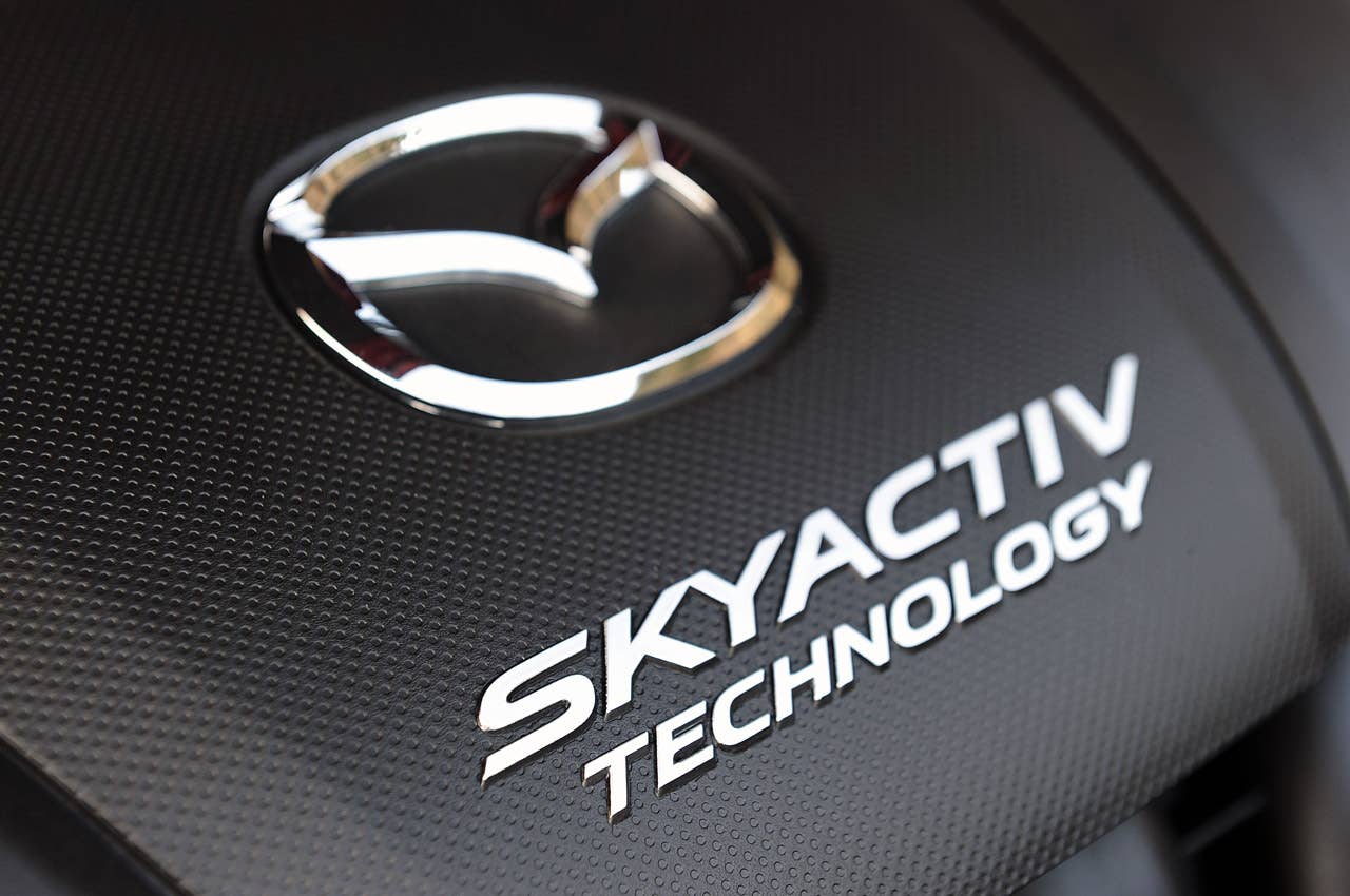 2014 Mazda6 engine detail