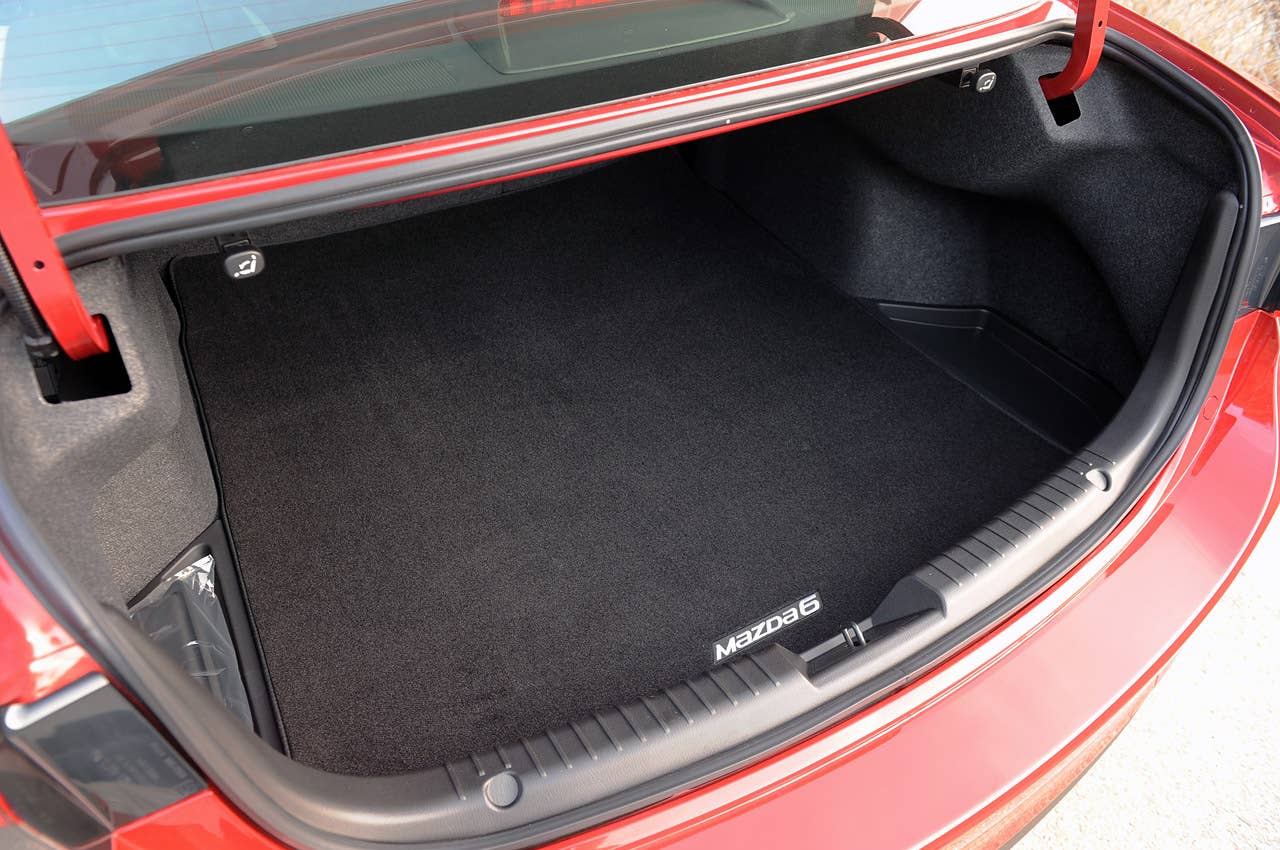 2014 Mazda6 trunk