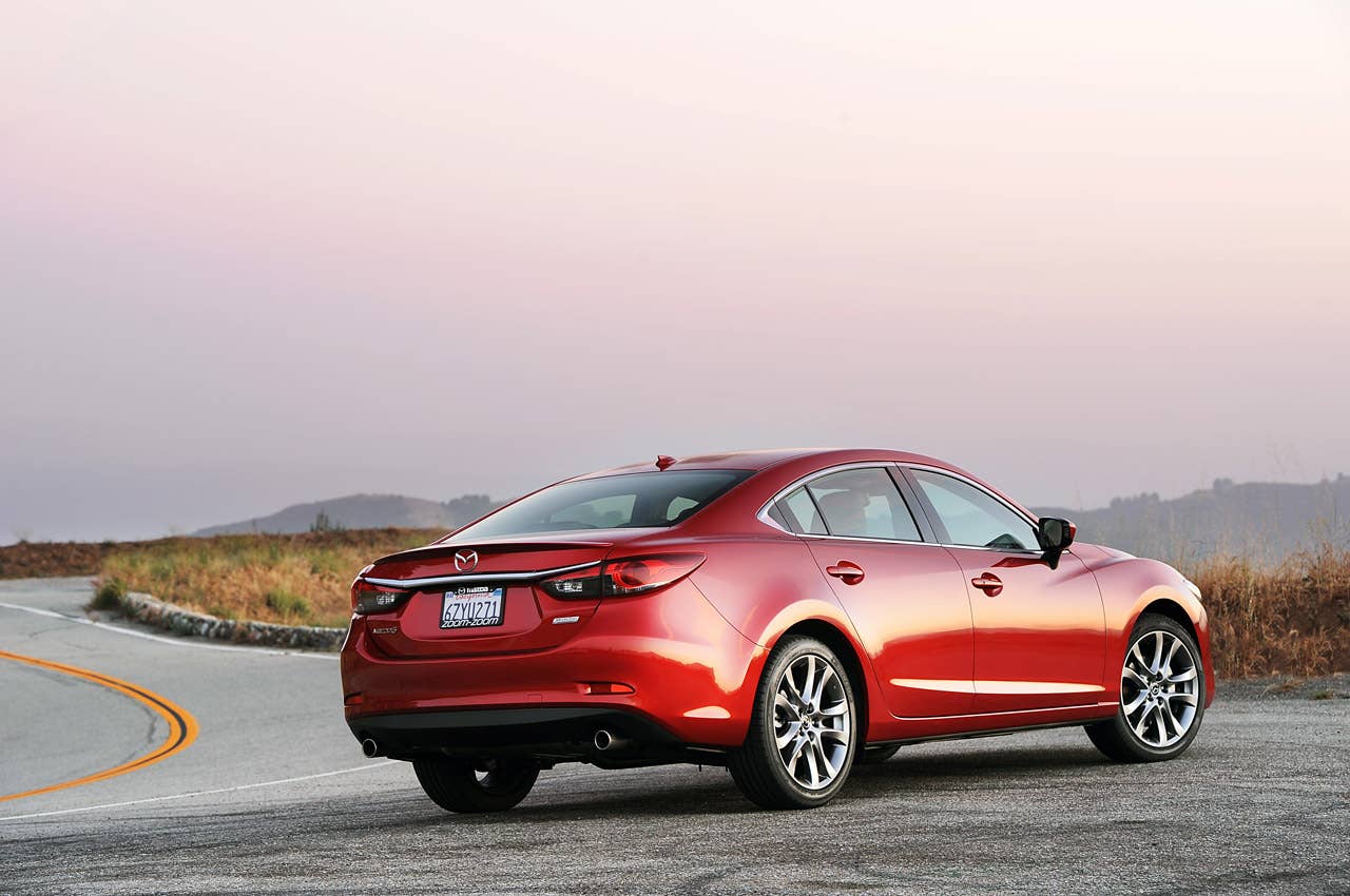 2014 Mazda6 rear 3/4 view