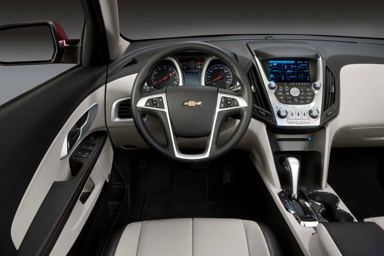 2011 Chevrolet Equinox interior
