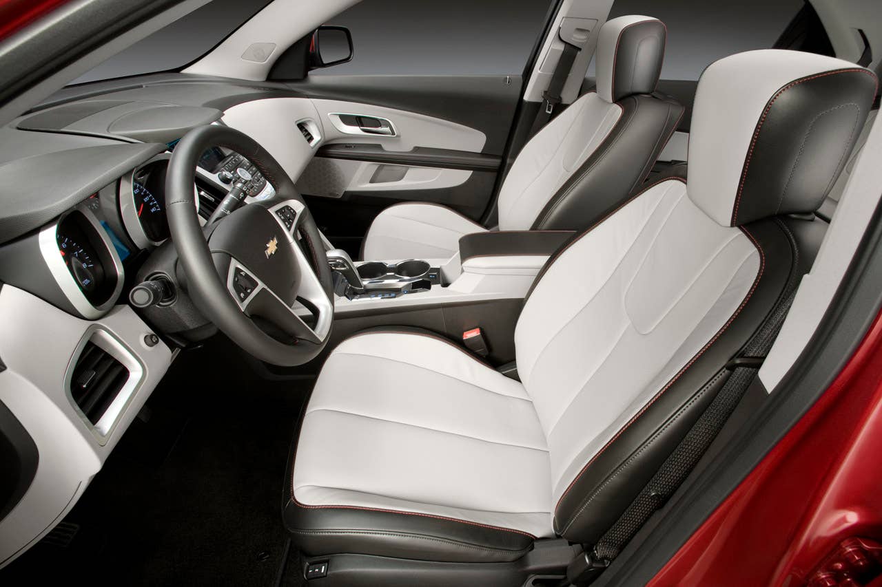 2011 Chevrolet Equinox interior