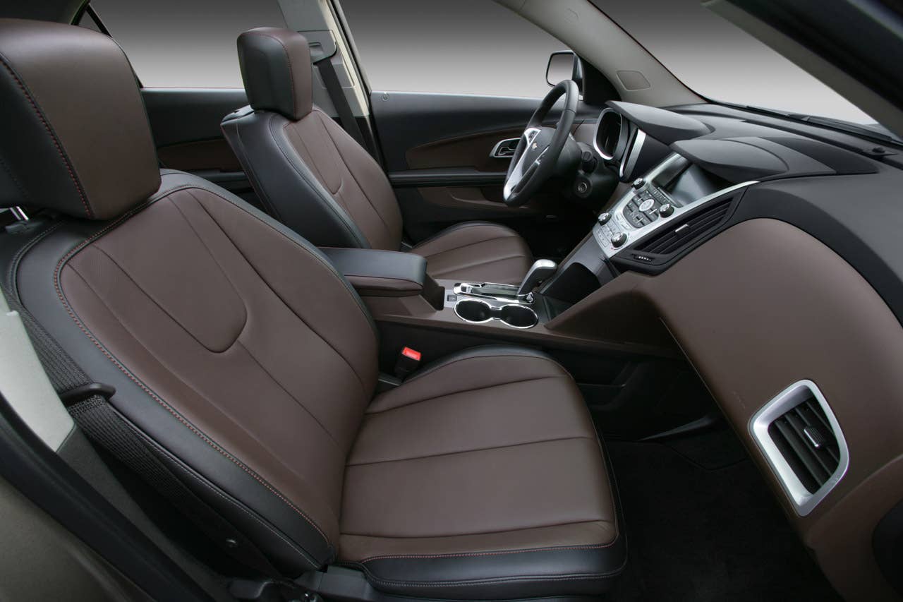 2011 Chevrolet Equinox interior