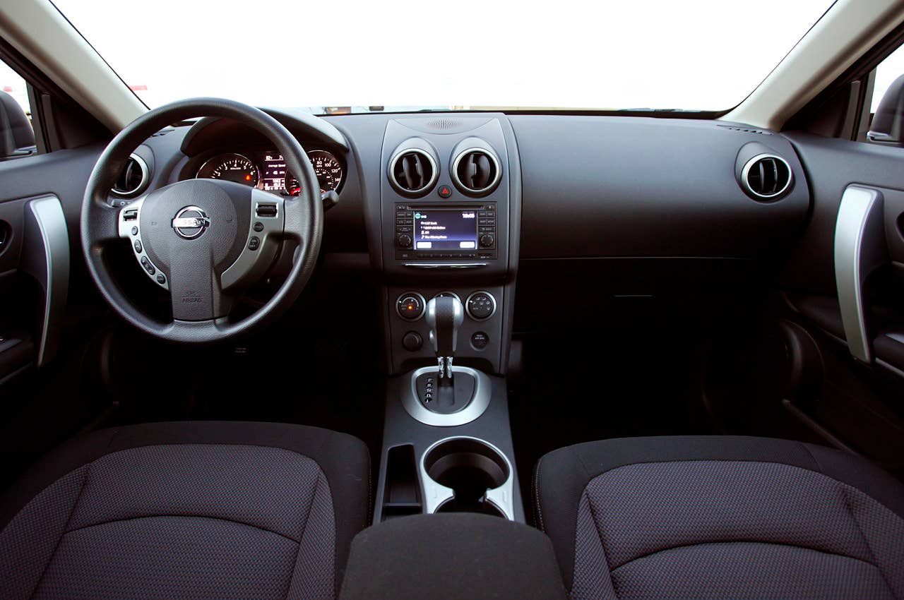 2011 Nissan Rogue interior