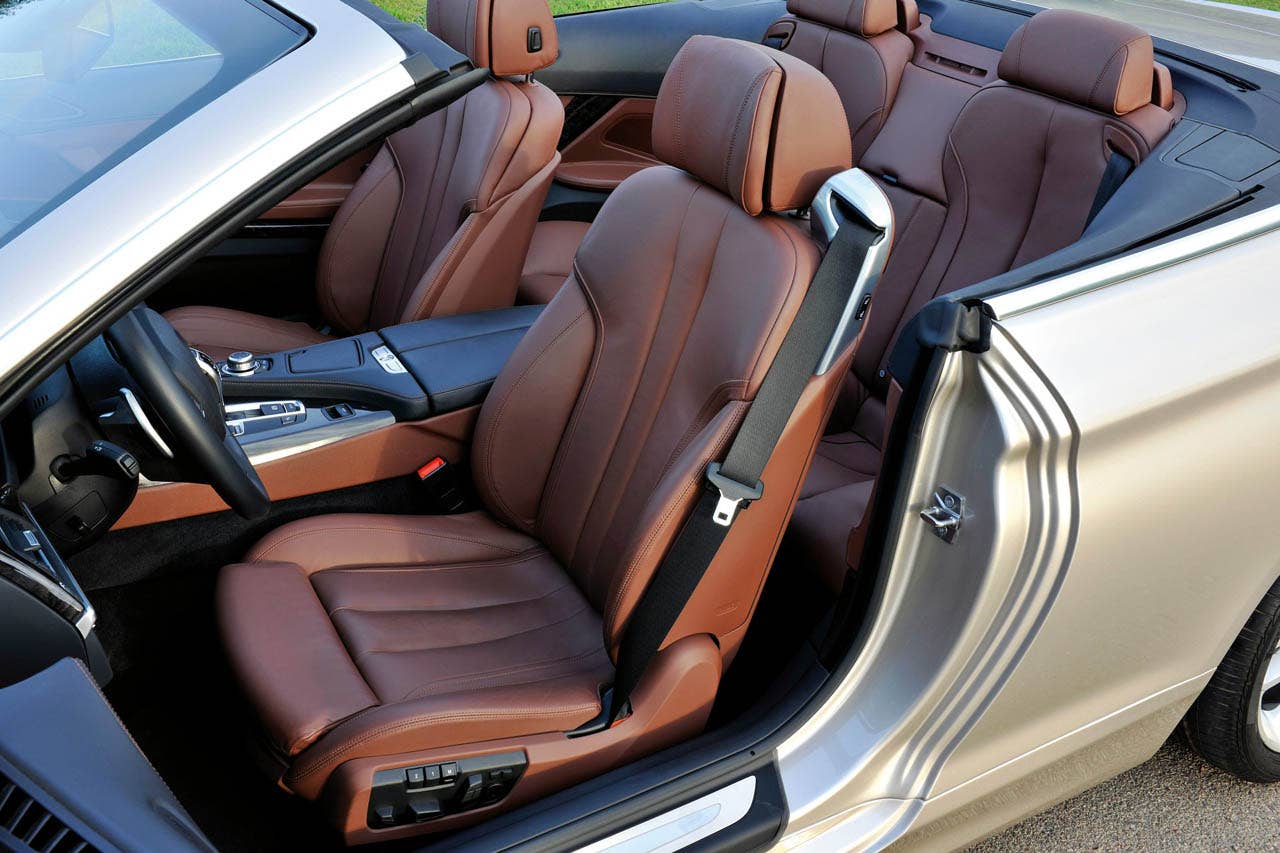 The new BMW 6 Series Convertible - Interior (11/2010).