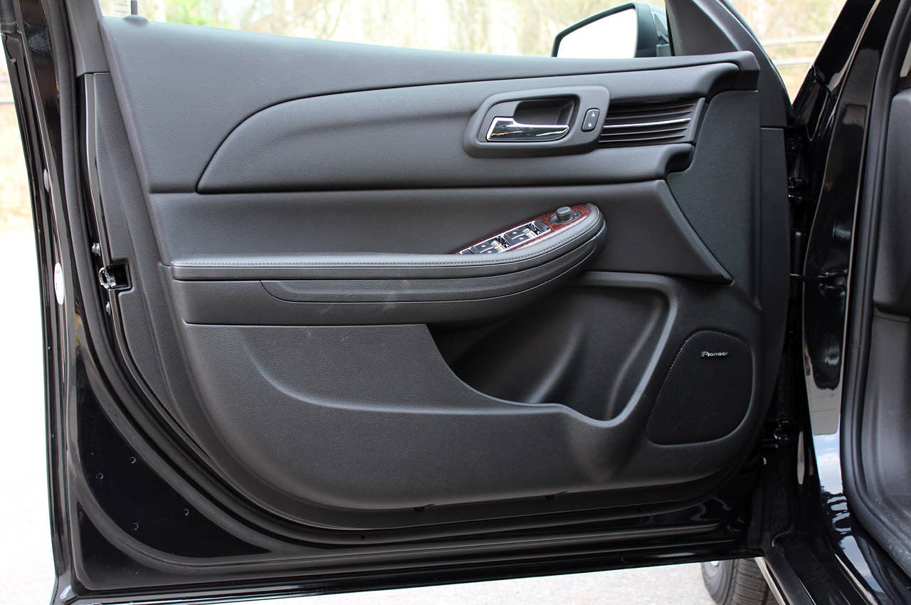 2013 Chevrolet Malibu Eco door