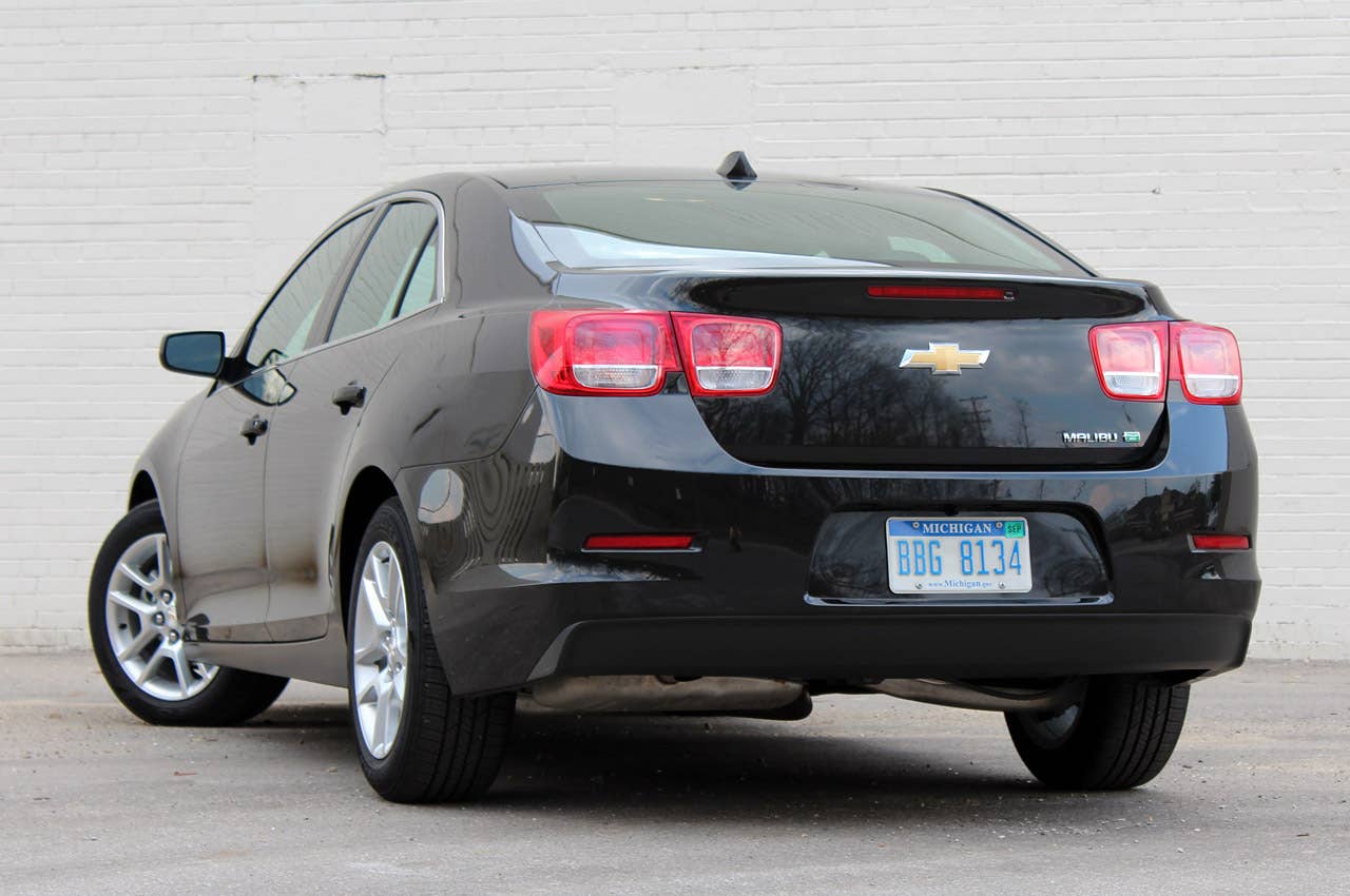 2013 Chevrolet Malibu Eco rear 3/4 view
