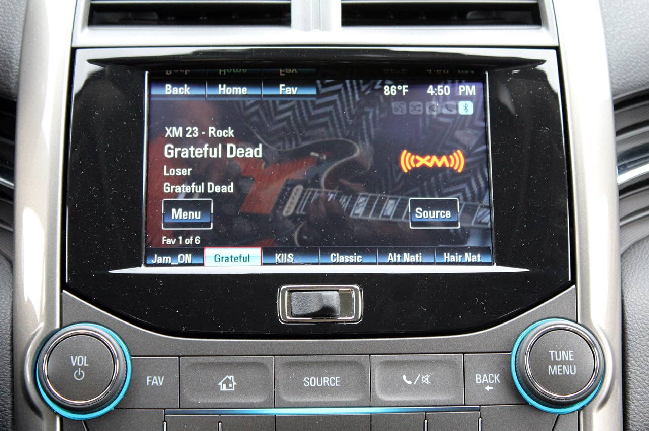 2013 Chevrolet Malibu Eco audio system display