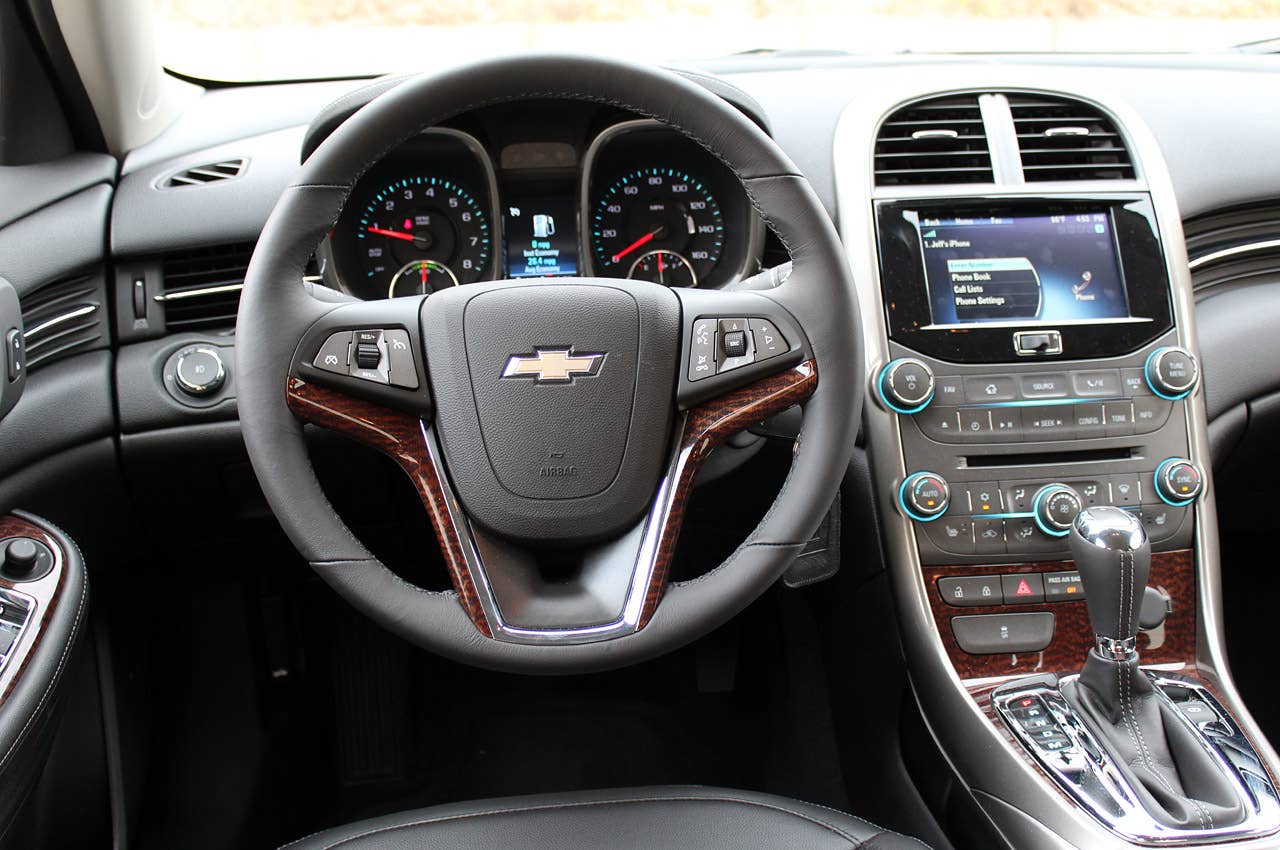 2013 Chevrolet Malibu Eco interior