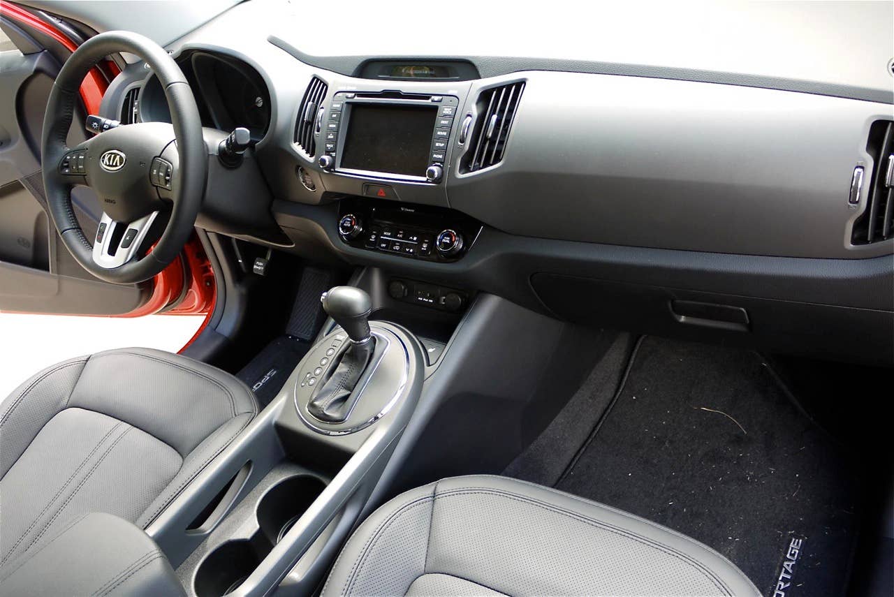 2011 Kia Sportage interior passenger side