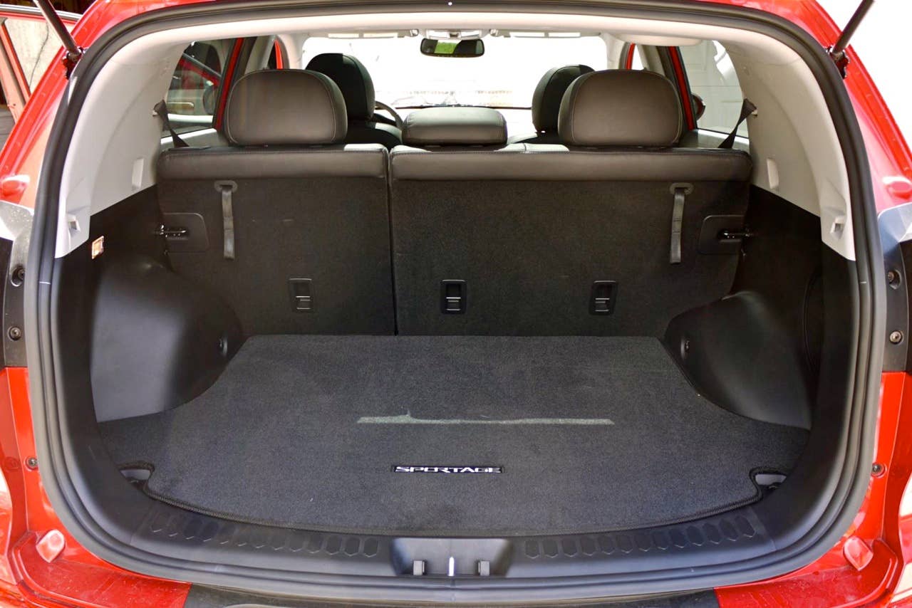 2011 Kia Sportage cargo area
