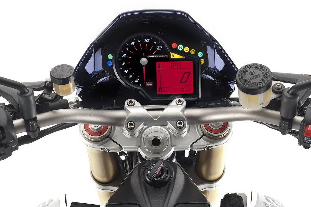 2011 Aprilia Dorsoduro 1200