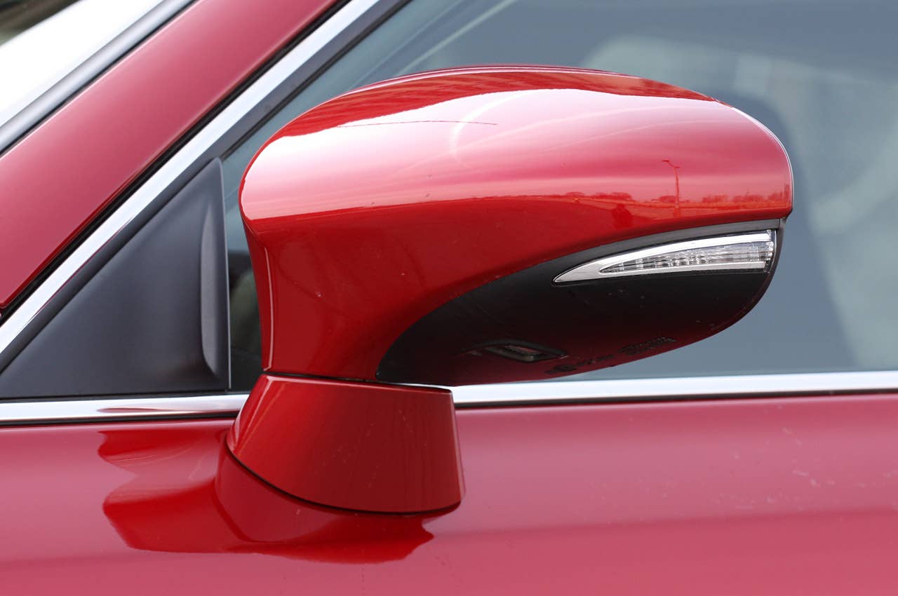 2011 Lexus CT 200h side mirror