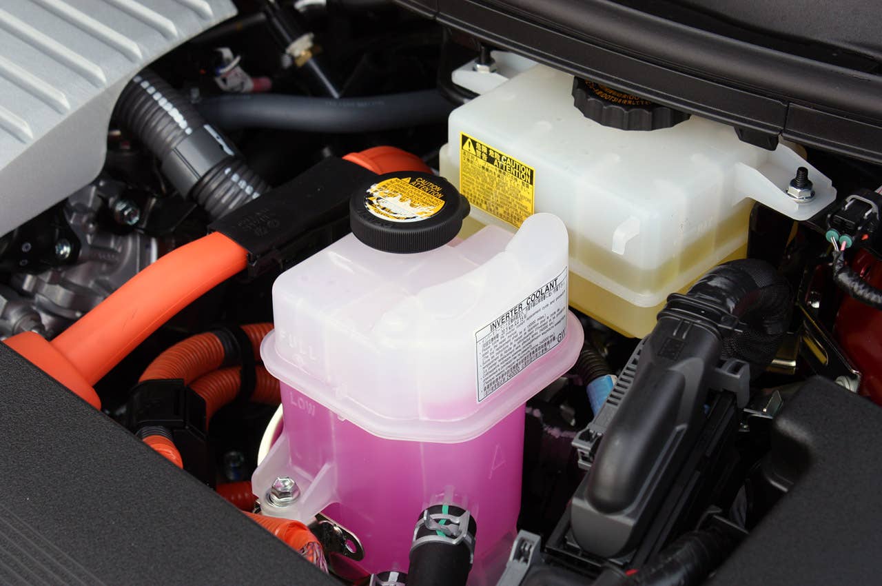 2011 Lexus CT 200h inverter coolant