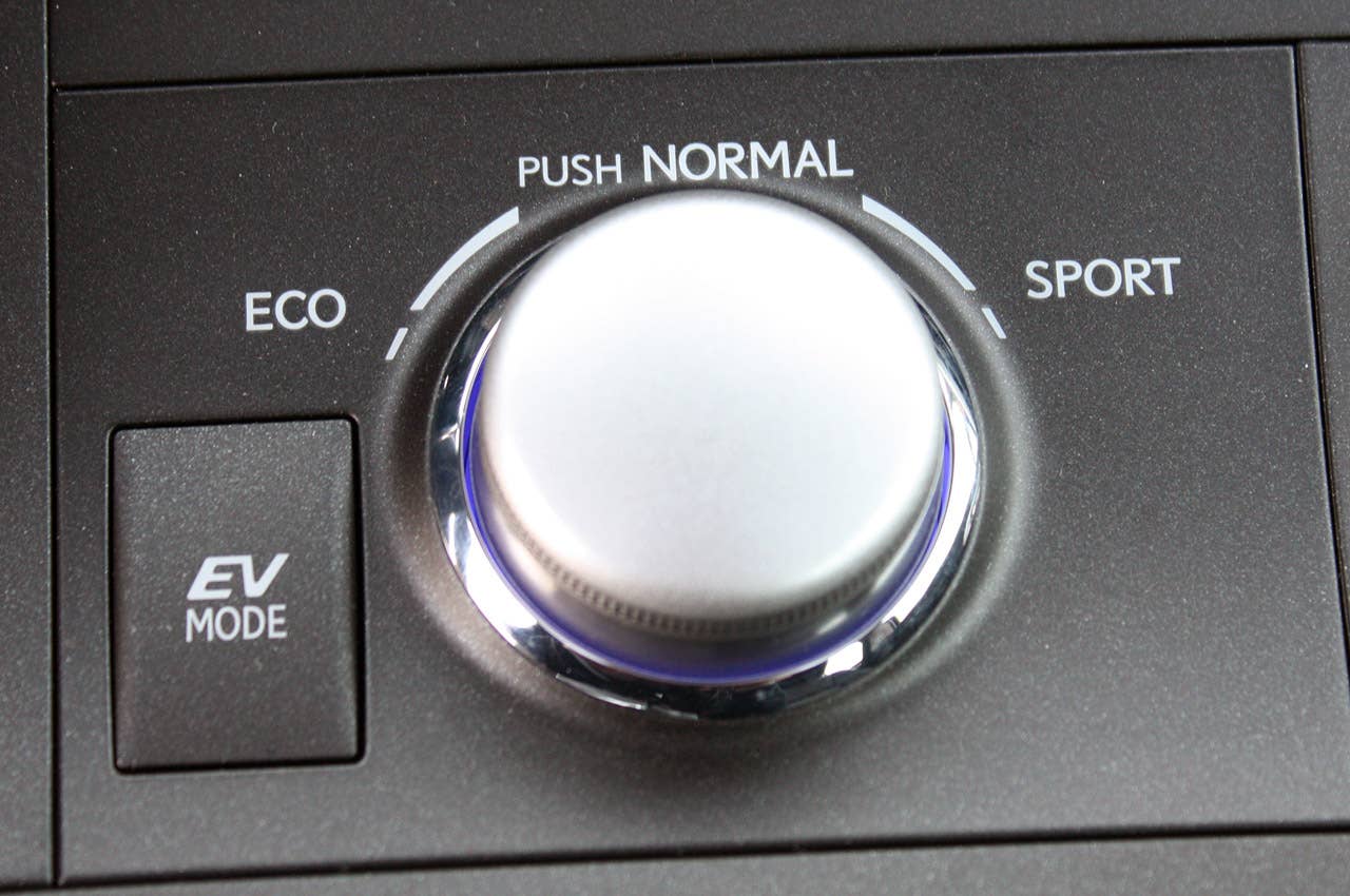 2011 Lexus CT 200h drive mode