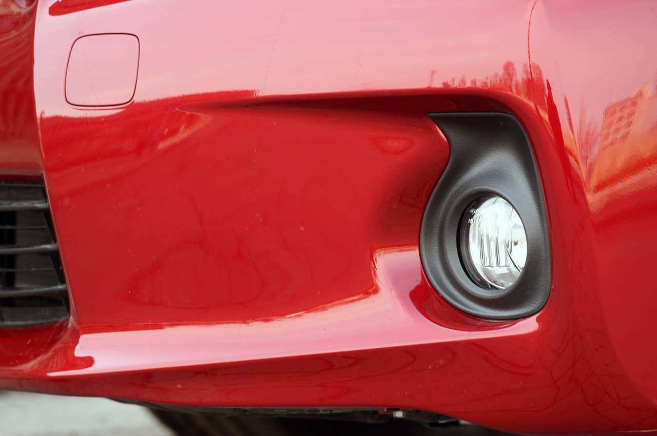 2011 Lexus CT 200h fog light
