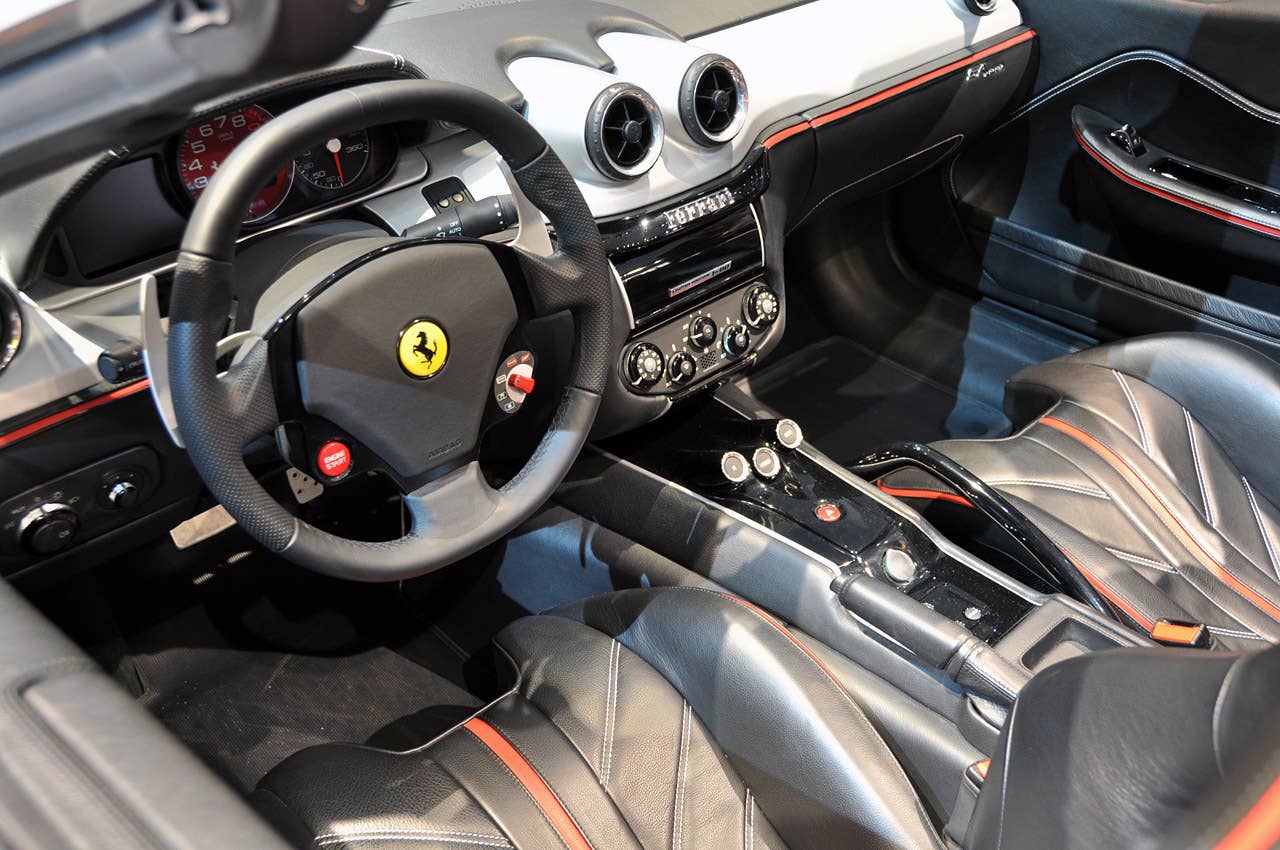 Ferrari SA APERTA interior