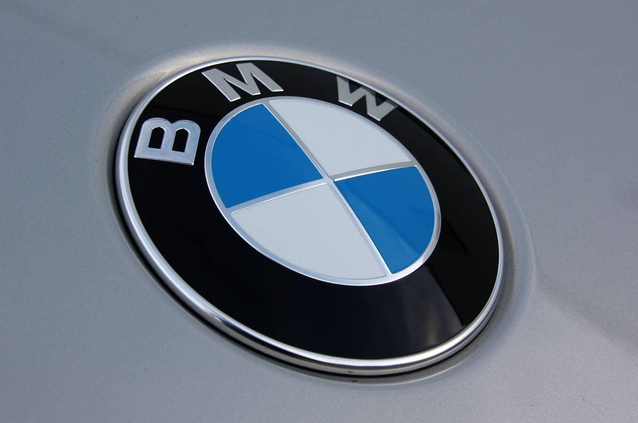 2010 BMW 760Li logo