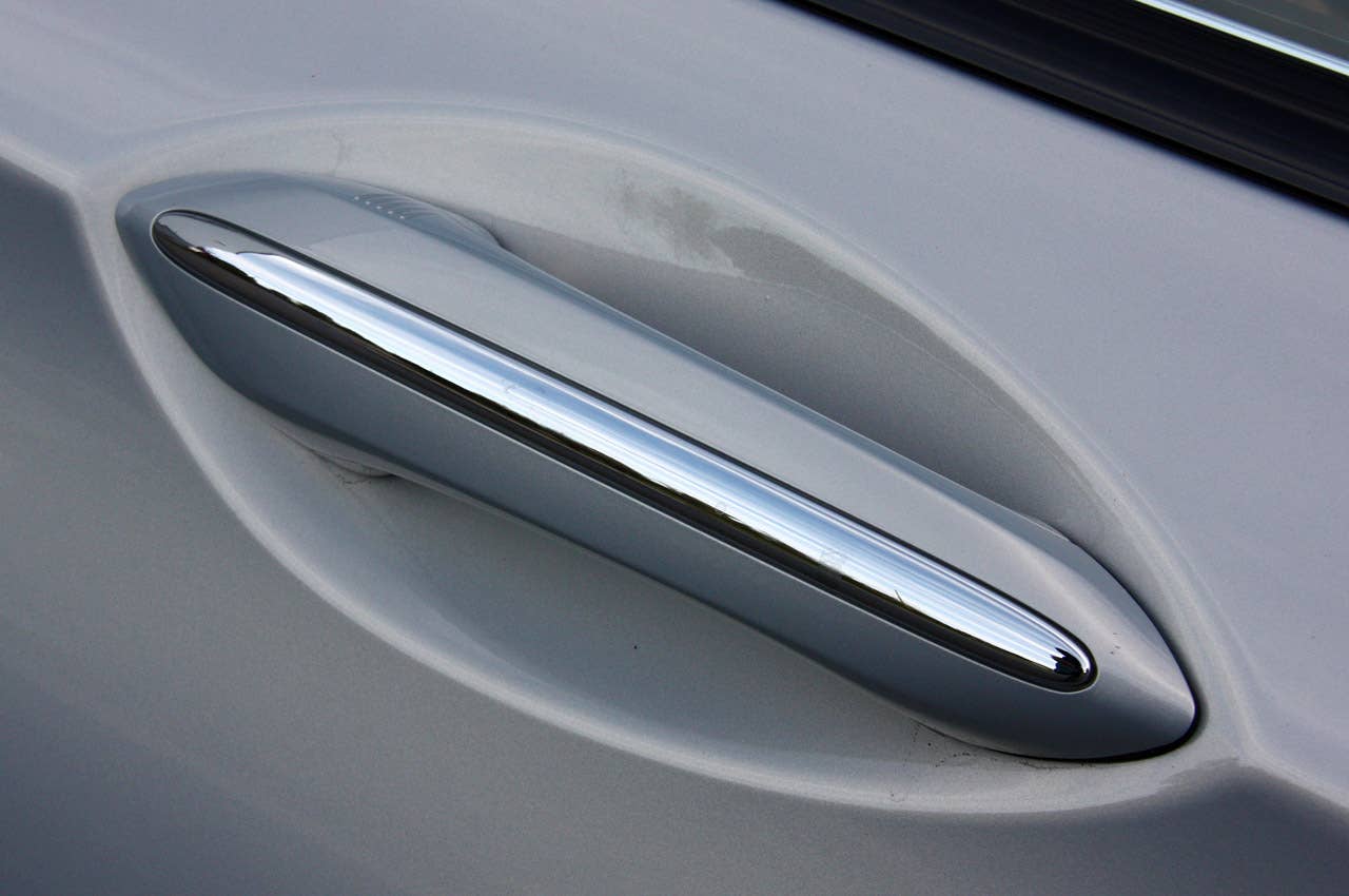 2010 BMW 760Li door handle