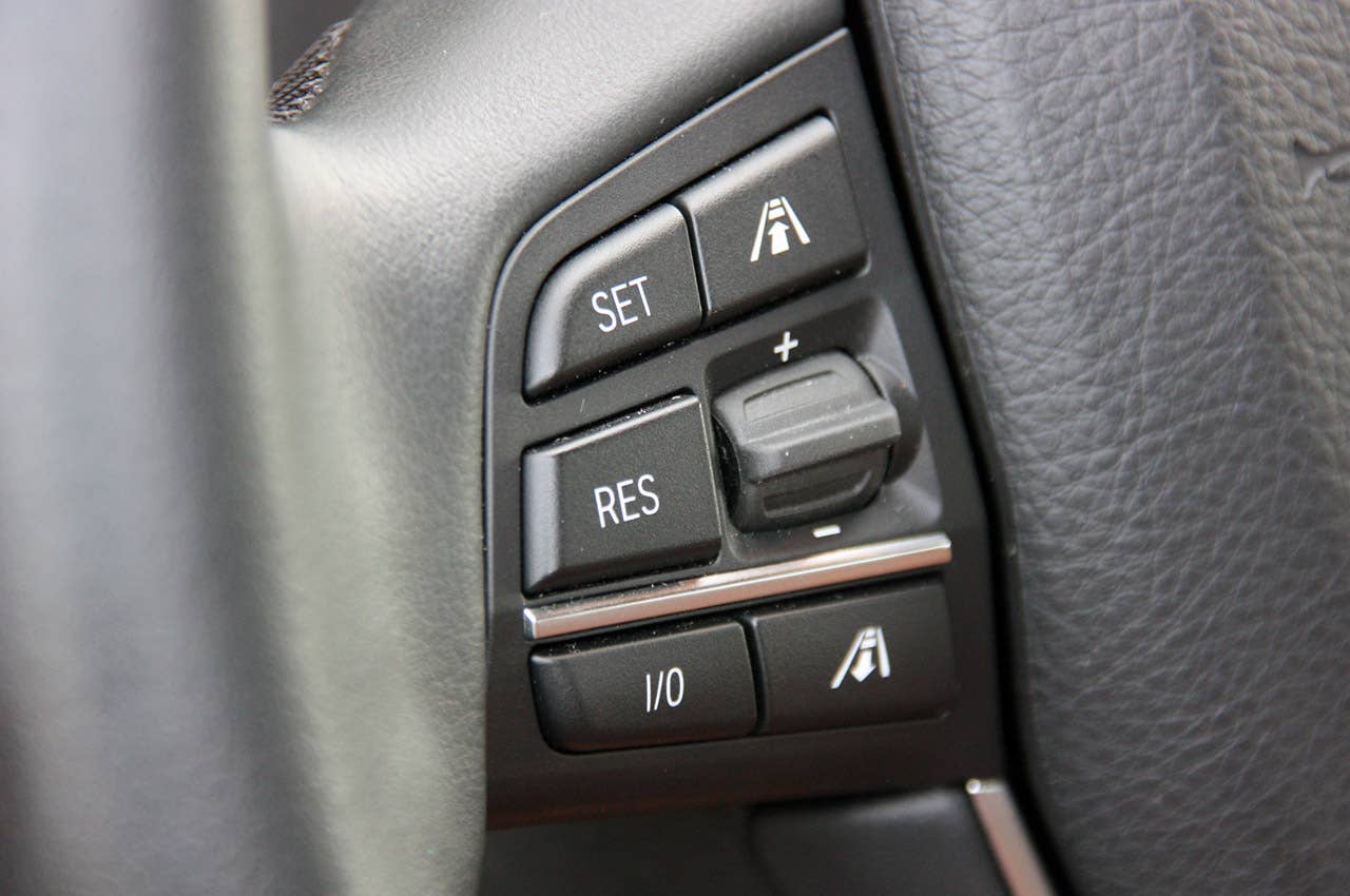 2010 BMW 760Li steering wheel controls