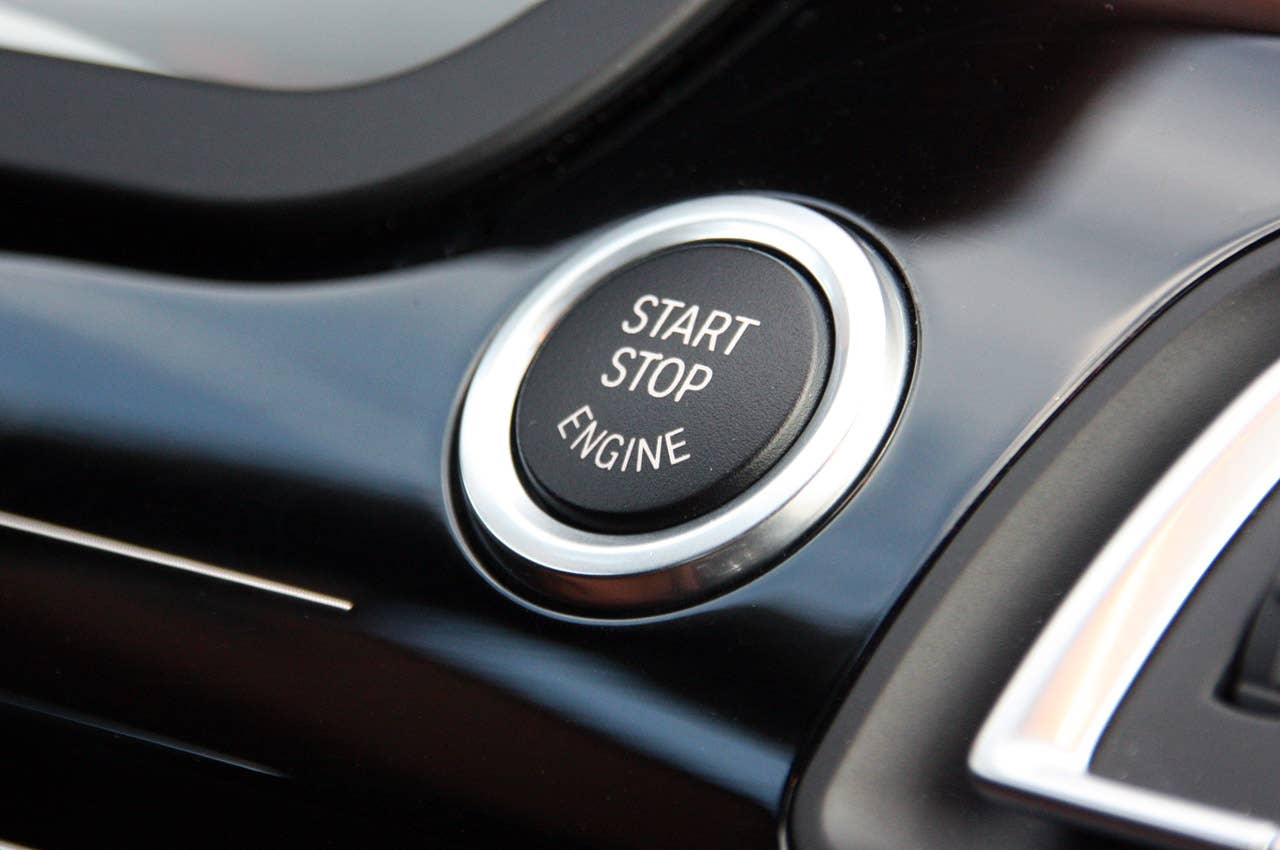2010 BMW 760Li start button
