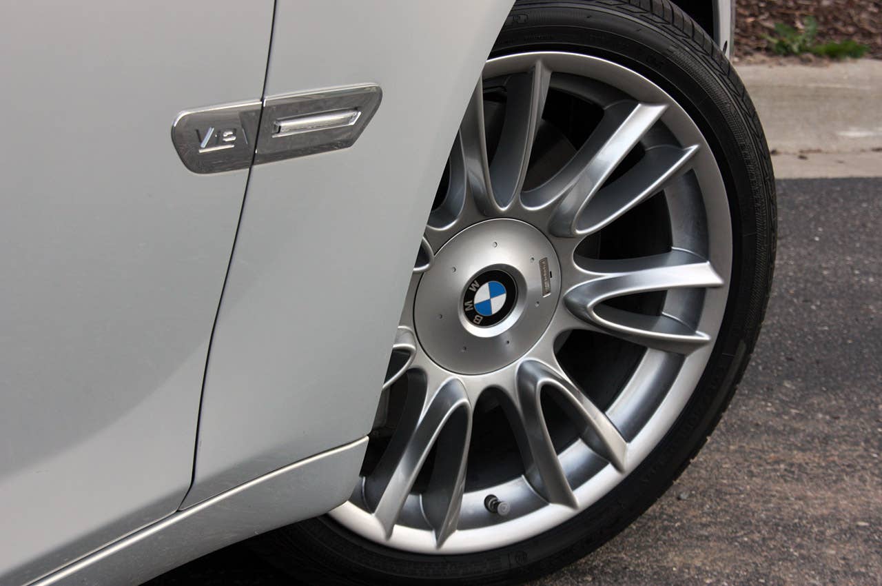 2010 BMW 760Li wheel