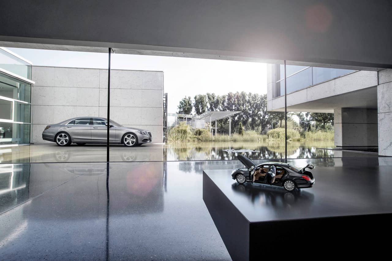 Mercedes-Benz S-Class scale model
