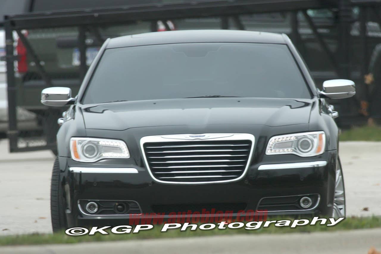 2012 Chrysler 300C spy shots