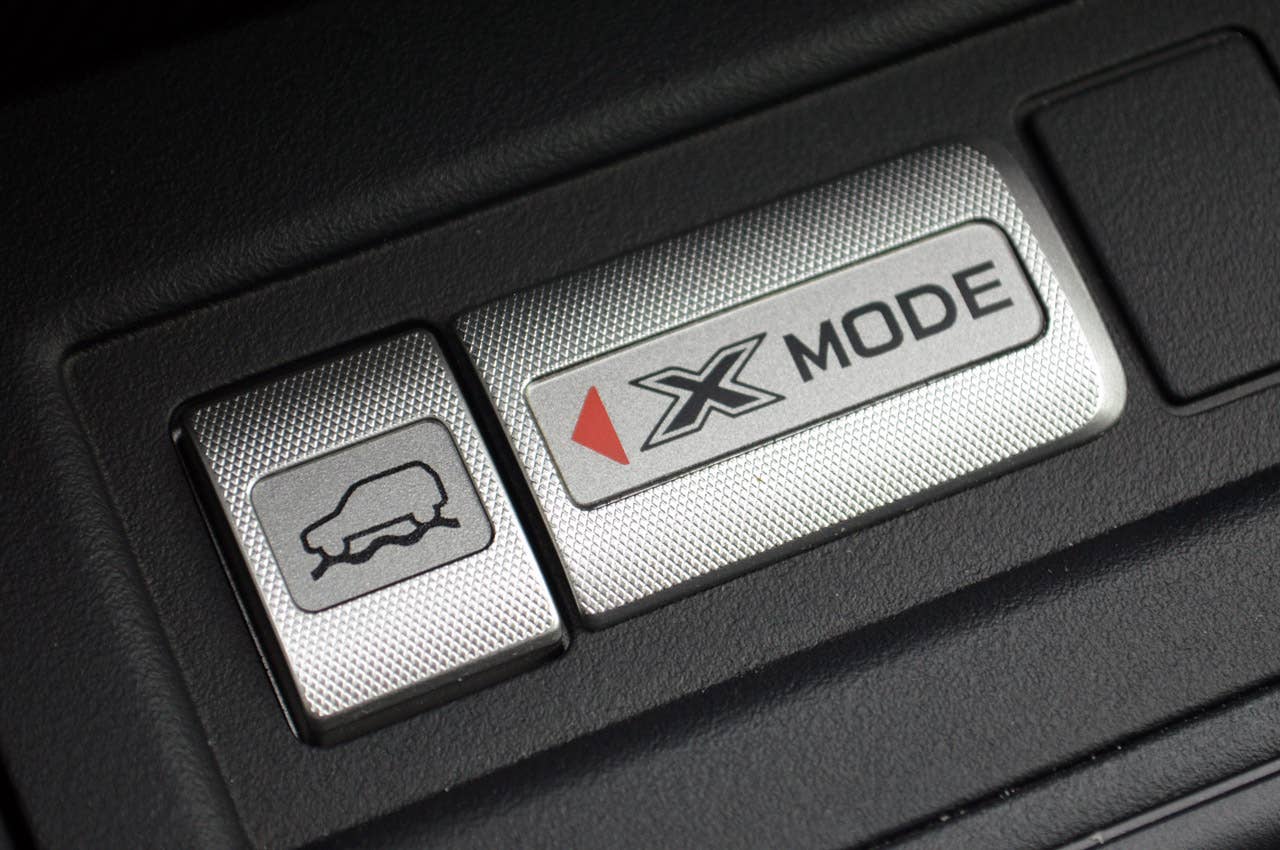 2014 Subaru Forester XT X-Mode button