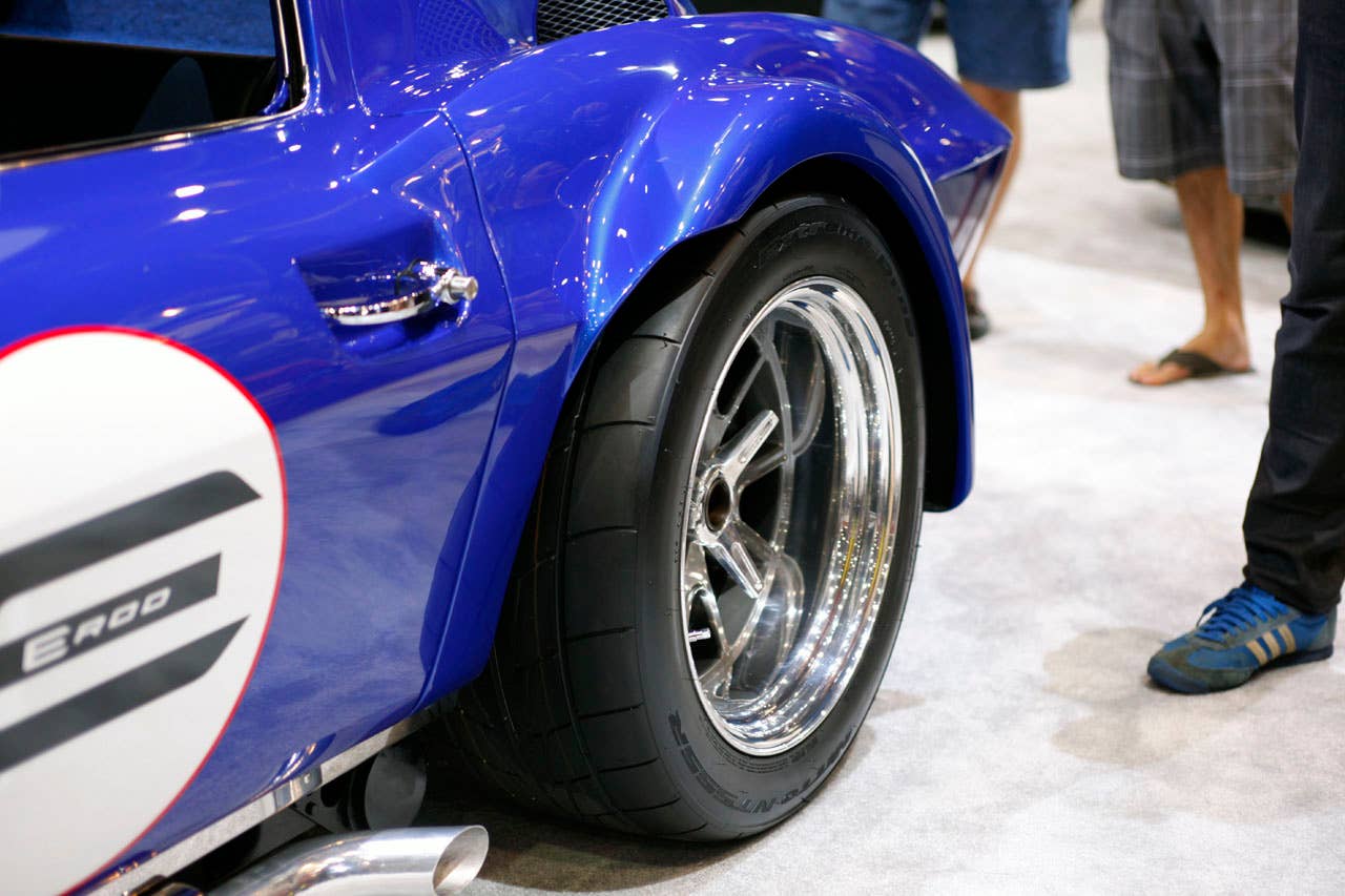 Superformance Chevrolet Corvette Grand Sport E-Rod LSA rear fender detail