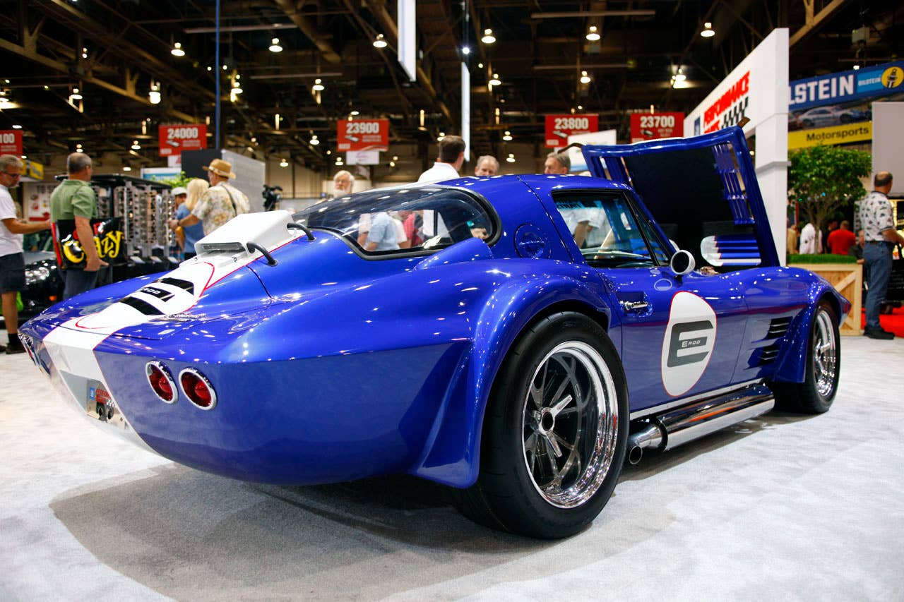 Superformance Chevrolet Corvette Grand Sport E-Rod LSA rear 3/4
