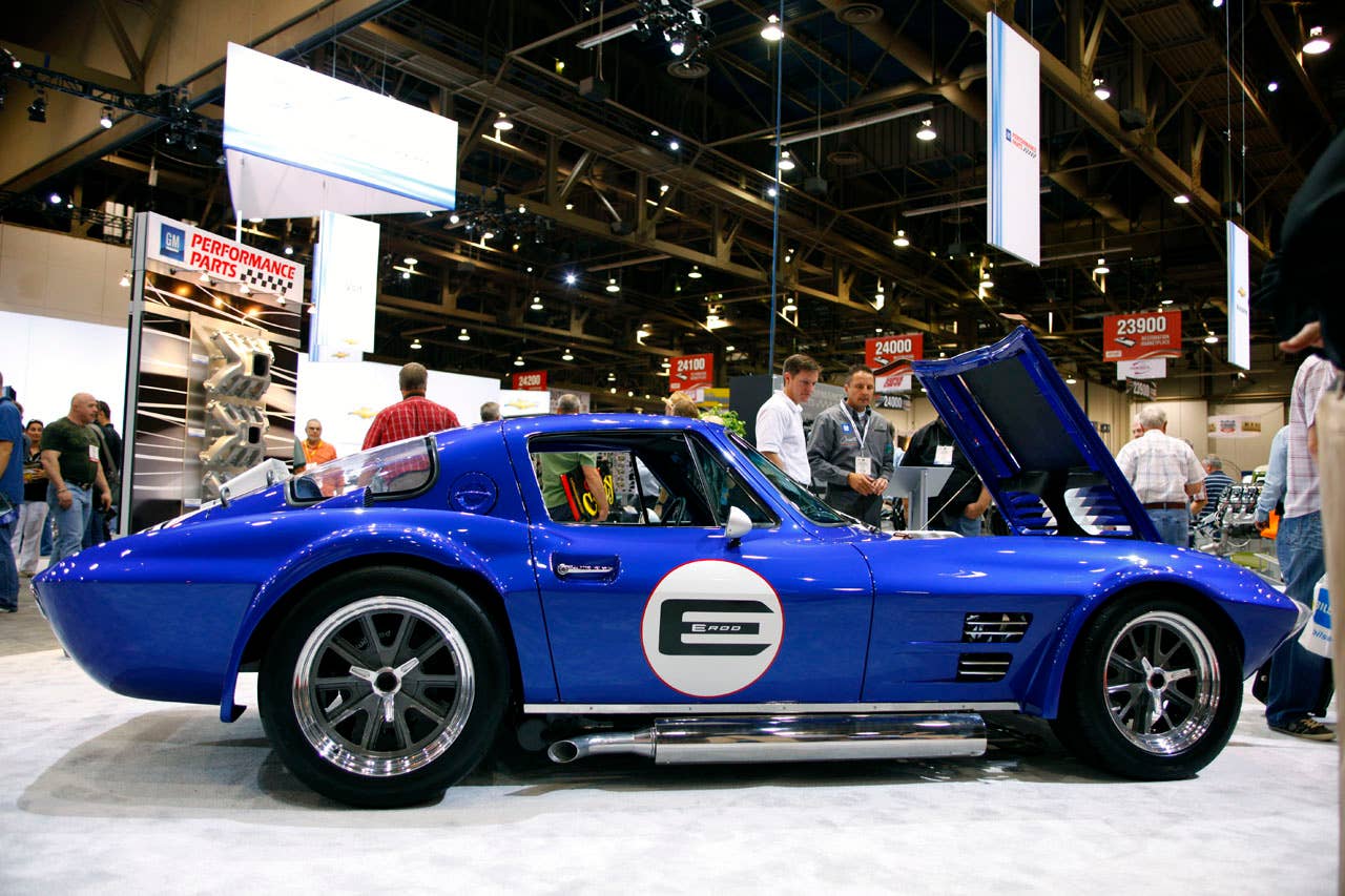 Superformance Chevrolet Corvette Grand Sport E-Rod LSA side