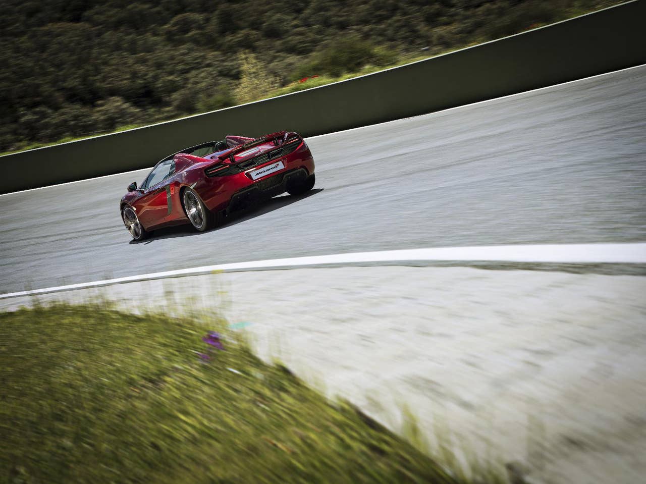 McLaren MP4-12C Spider rear 3/4