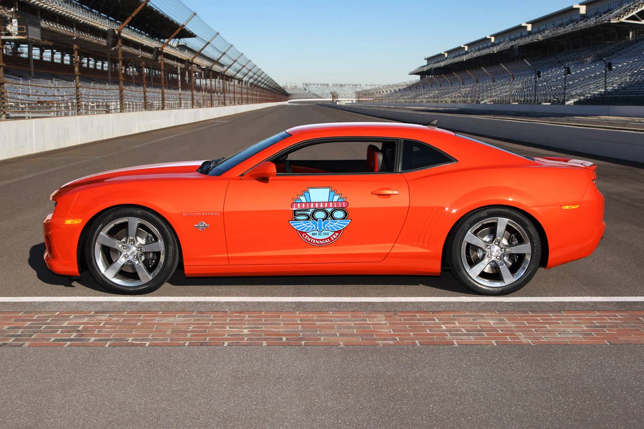 2010 Chevrolet Camaro Indianapolis 500 Pace Car. X10CH_CM301  (United States)