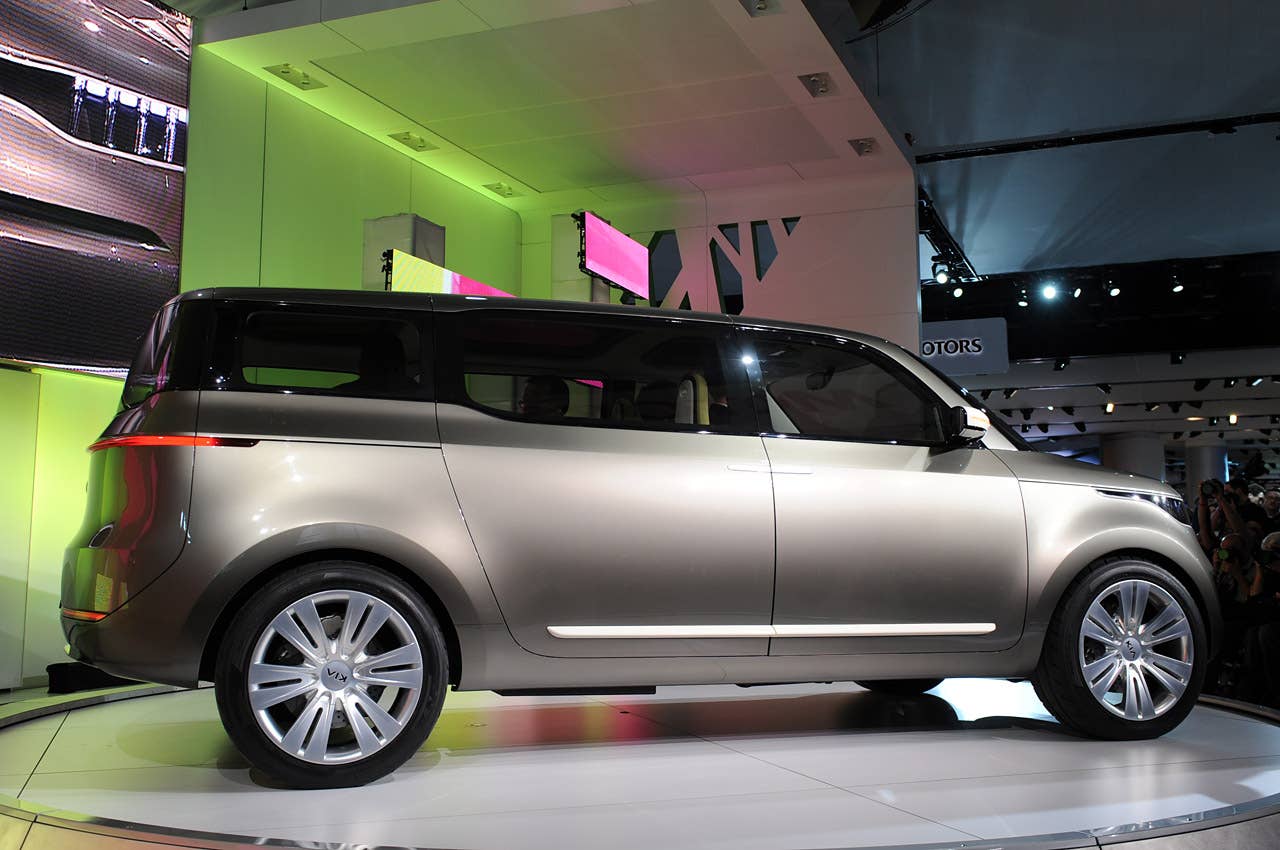 Kia KV7 Concept